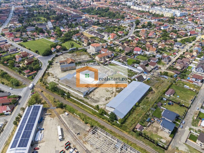 Codlea, Depozite si teren 1,7Ha, 5600mp cladiri, D 155ml la DJ112A, acces E60
