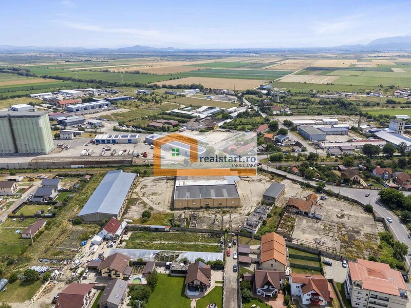 Codlea, Depozite si teren 1,7Ha, 5600mp cladiri, D 155ml la DJ112A, acces E60